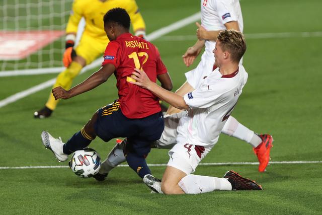 琼斯42+18+18姜伟泽28分 吉林4人20+大胜北控