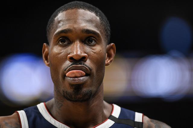 马刺1年220万签回内线悍将 投篮命中率72.5%